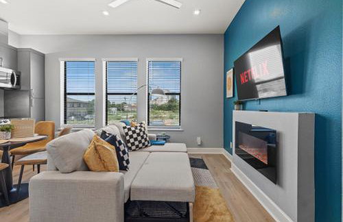 New suite with full Kitchen and Livingroom Dallas - Photo 14