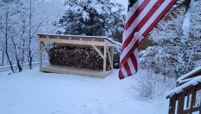 Lazy Basye Shenandoah Cabin with Hot Tub, Sleeps 10 - Foto 2