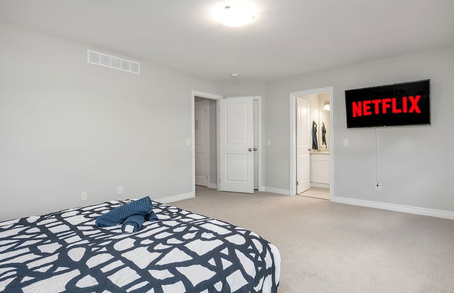 Luxury Entire house mins Niagara falls & Brock uni - Photo 8