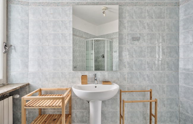 Urban House Carducci - Attic - Photo 23