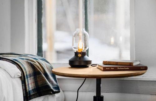 The Swiss Hill Farmhouse - 5 Bedrooms w Hot Tub - Foto 21