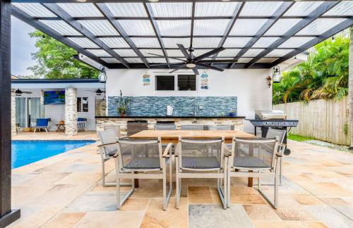 Casa Tropicana - Heated Pool, Game Room & Mins from beach - Foto 7