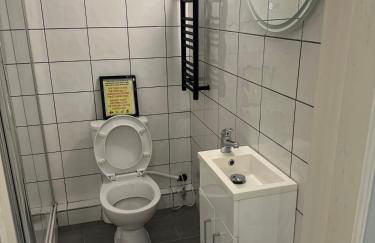 Smart Studio Apartment with Private Entrance in Dorking - Foto 6