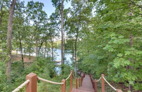 Lakefront Six Mile Vacation Rental with Dock - Foto 33