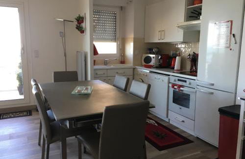 Appartement, vue mer à 150m de la plage - Photo 8