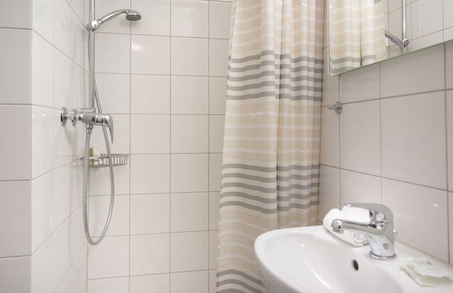 Stylish Apartment in the Heart of Zug by Airhome - Foto 36