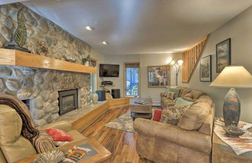 Creekside Frisco Condo with Views and Pool Access! - Foto 1