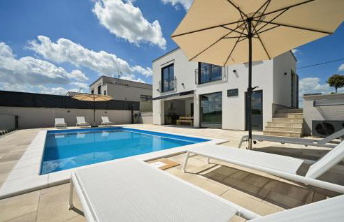 Beautiful Home In Maglenca With Sauna - Foto 1