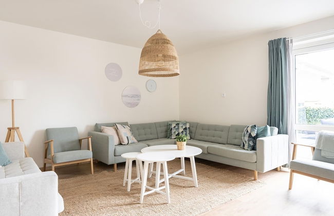 Holiday Home in Nes With Garden - Photo 19