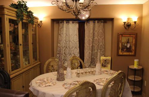 Spacious 4BR 3Baths Near Airport and La Plaza Mall - Foto 23