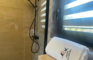 Osada Skoczkowo komfortowe domki z prywatnymi wannami hot-tub nad jeziorem- sauna- balia- prywatny staw wędkarski - Foto 26