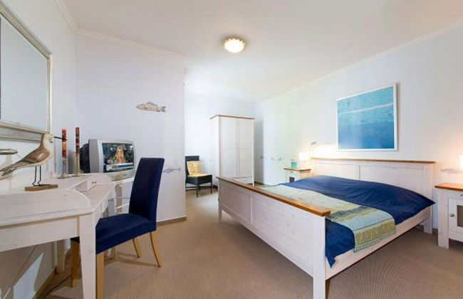 Modern Apartment Near Seabeach - Photo 2