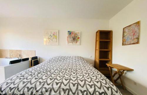 Loft arty à 800 mètres de la mer avec jacuzzi - Foto 16