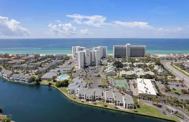 Beachfront Bliss at Shoreline Towers - Foto 50