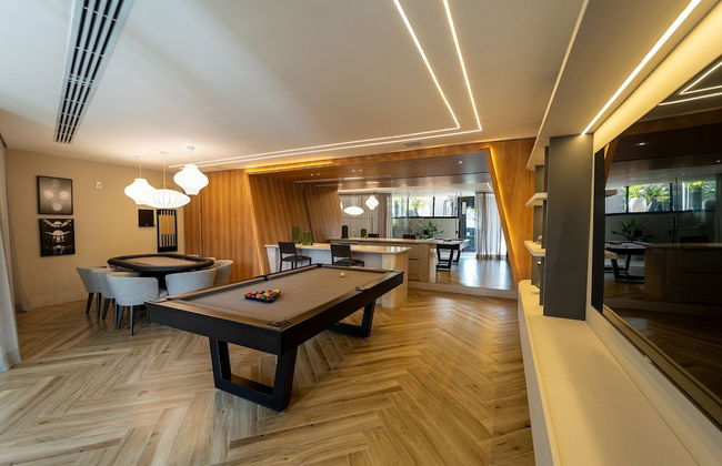 The Spot One By Xtay - Photo 38