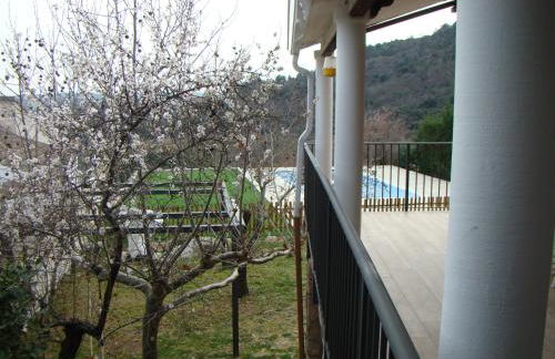Chalet con piscina y BBQ para 10 personas - Photo 4