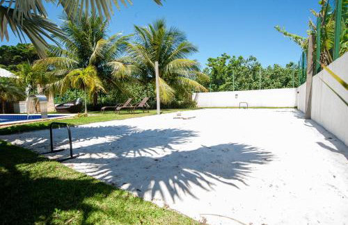 Casa com Piscina, Quadra de Areia e Churrasqueira - Foto 5