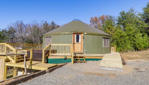 Glamping with Mountain Views! Newport Yurt Retreat! - Foto 3