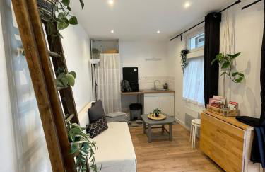 - Chez nous - - Foto 2