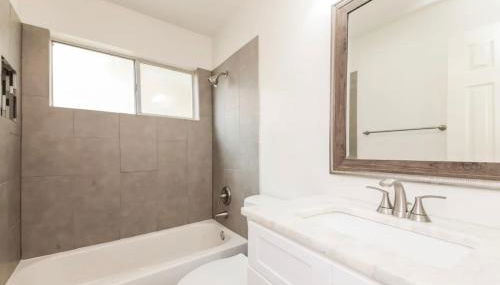 The Perfect Blend of Comfort and Style - Foto 4