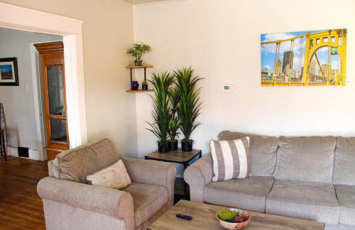 Comfy 3 BR - Family Friendly Apt - City Access - Foto 6