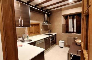 Apartamentos Palación de Santillana - Foto 2