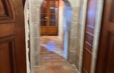 La maison sur la place dans Aigues Mortes - Foto 46