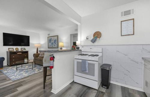 Modern Garden 1BR | Laundry + Pets OK | Quiet - Foto 6