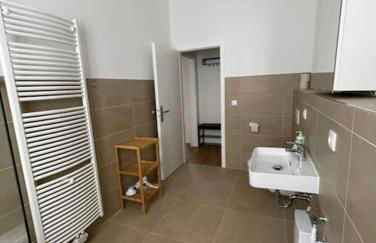 LUCKY STAYS LS04 - Vollausstattung - Zentrum - Aufzug - große Küche - 2 Zimmer - Smart-TV - Foto 9