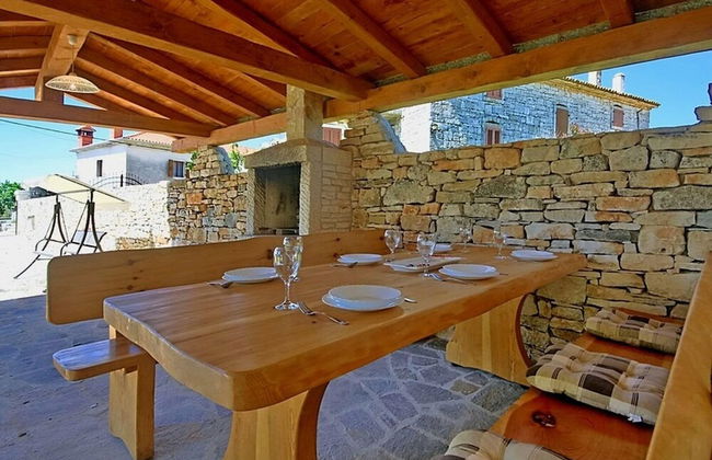 Authentic Villa in Tinjan With Private Pool - Foto 6