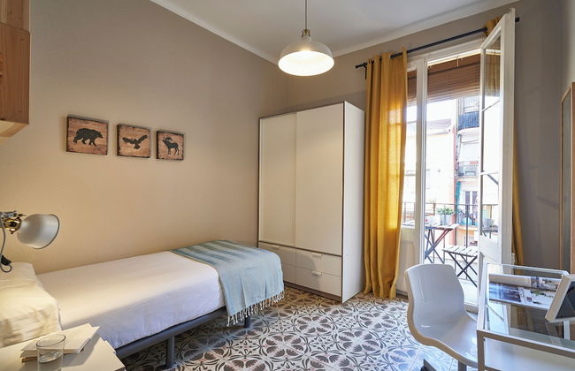 BeBarceloner Sants Apartments - Photo 3