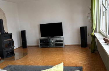 Modernes ruhiges Landhaus bei Kassel - Ganzes Ferienhaus mit 4 Schlafzimmern, Sauna & Garten - Foto 19