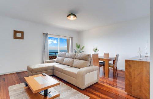 Santa Cruz Apartment with Sea View by Holiday Rental Madeira - Foto 1