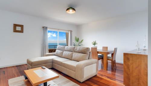 Santa Cruz Apartment with Sea View by Holiday Rental Madeira - Foto 1
