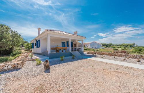 Sakarun - Ena - Photo 2