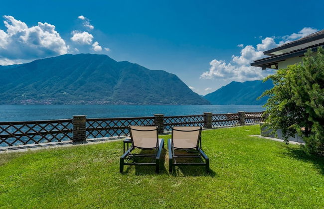 Villa Bianca - Front Lake Pool - Foto 19