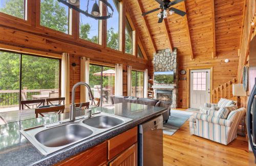 Lakefront Keowee Home with Dock, 14 Mi to Clemson - Foto 10