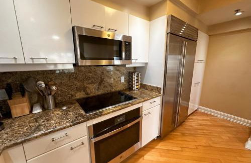 Luxurious and Spacious 2-Bedroom Condo Unit Downtown San Diego in the Heart of the Gaslamp Quarter - 30-Day Min recommended - 14-Day Min acceptable - Foto 10