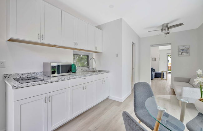 Sunshine Getaway Sleeps 4! - Foto 13