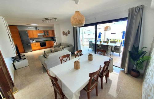 Villa Alberto Private Heated Pool, Jacuzzi, Sea Views - Foto 14