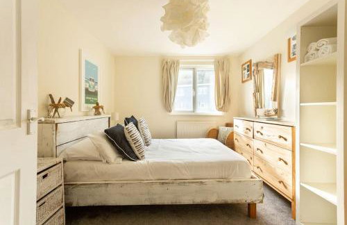 Fabulous Beach Pad Just 20 Paces From The Sea - Foto 8