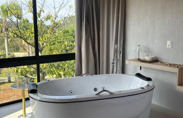 Cabin near Gramado with hydro and fireplace - Foto 3