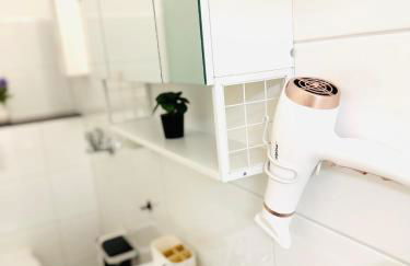 MOLA Apartments-Ruhrnahes Apartment mit Balkon & Parkplatz im Herzen von Schwerte-4P - Foto 32