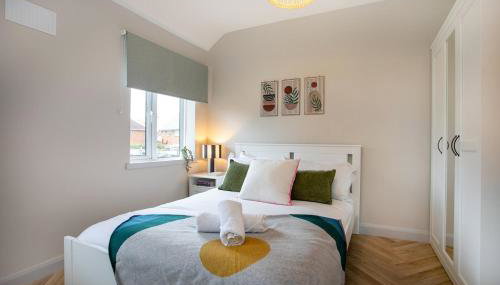 4 Bed Contractor Accommodation in Longbridge - Foto 3
