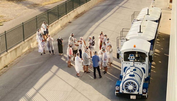 Recorrido por la finca de manzanas de Soria
