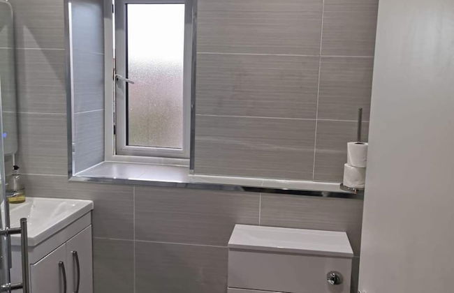 Ideal Central Edinburgh Location With On-site Private Parking - Photo 27