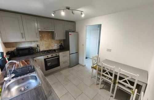 Spacious family home - Photo 9