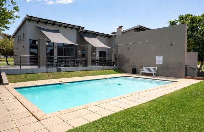 Luxurious 1bed Studio, Self-check in, Free Parking - Photo 13