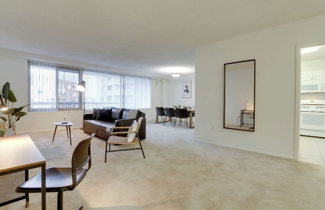 Crystal City Apt Close to Airport - Foto 26