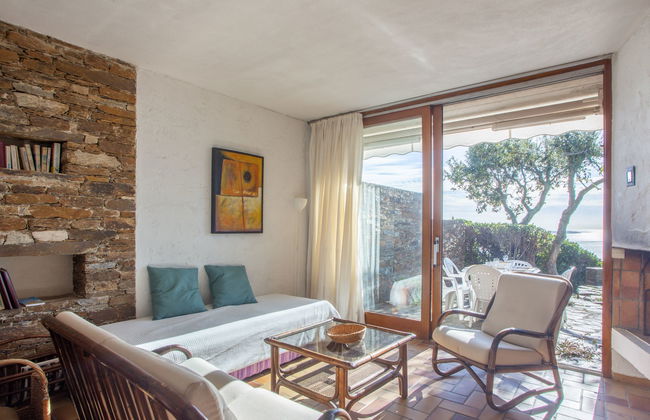 2 bedroom House in Bormes-les-Mimosas with garden and terrace - Photo 5